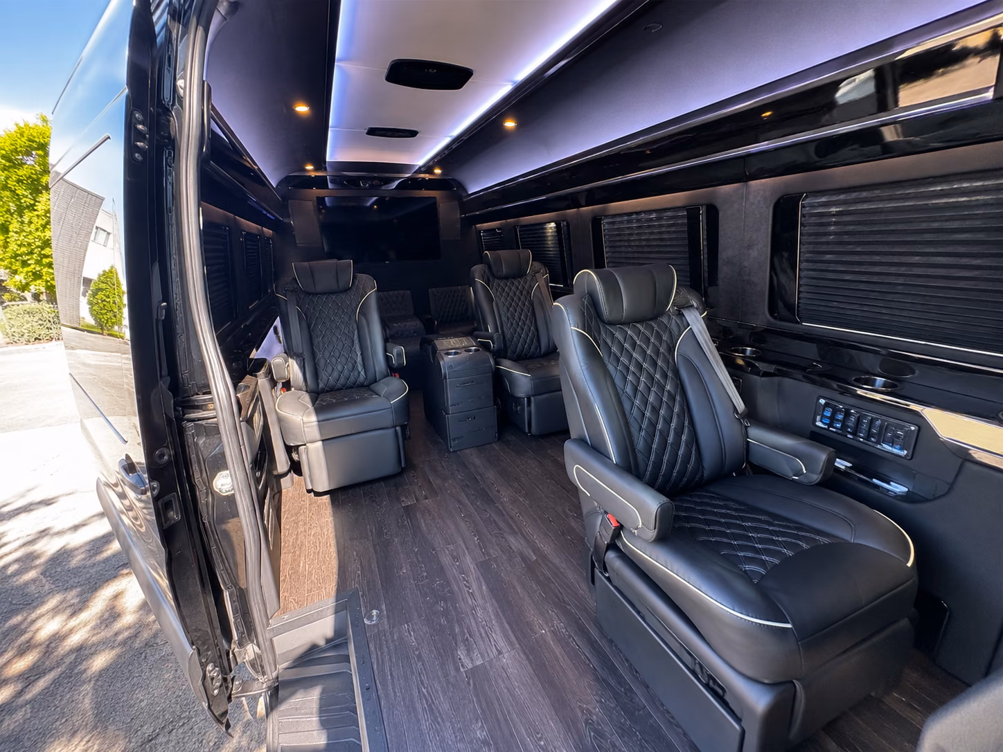 washington sprinter van with driver inside